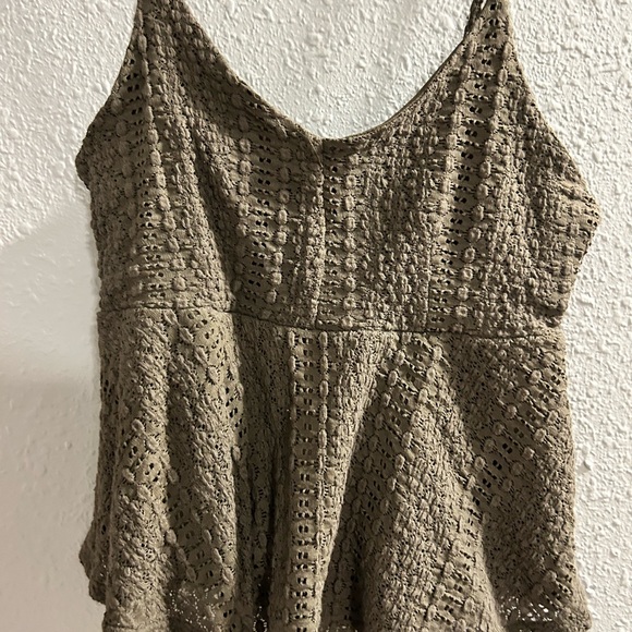 Army Green Tank - Picture 3 of 5